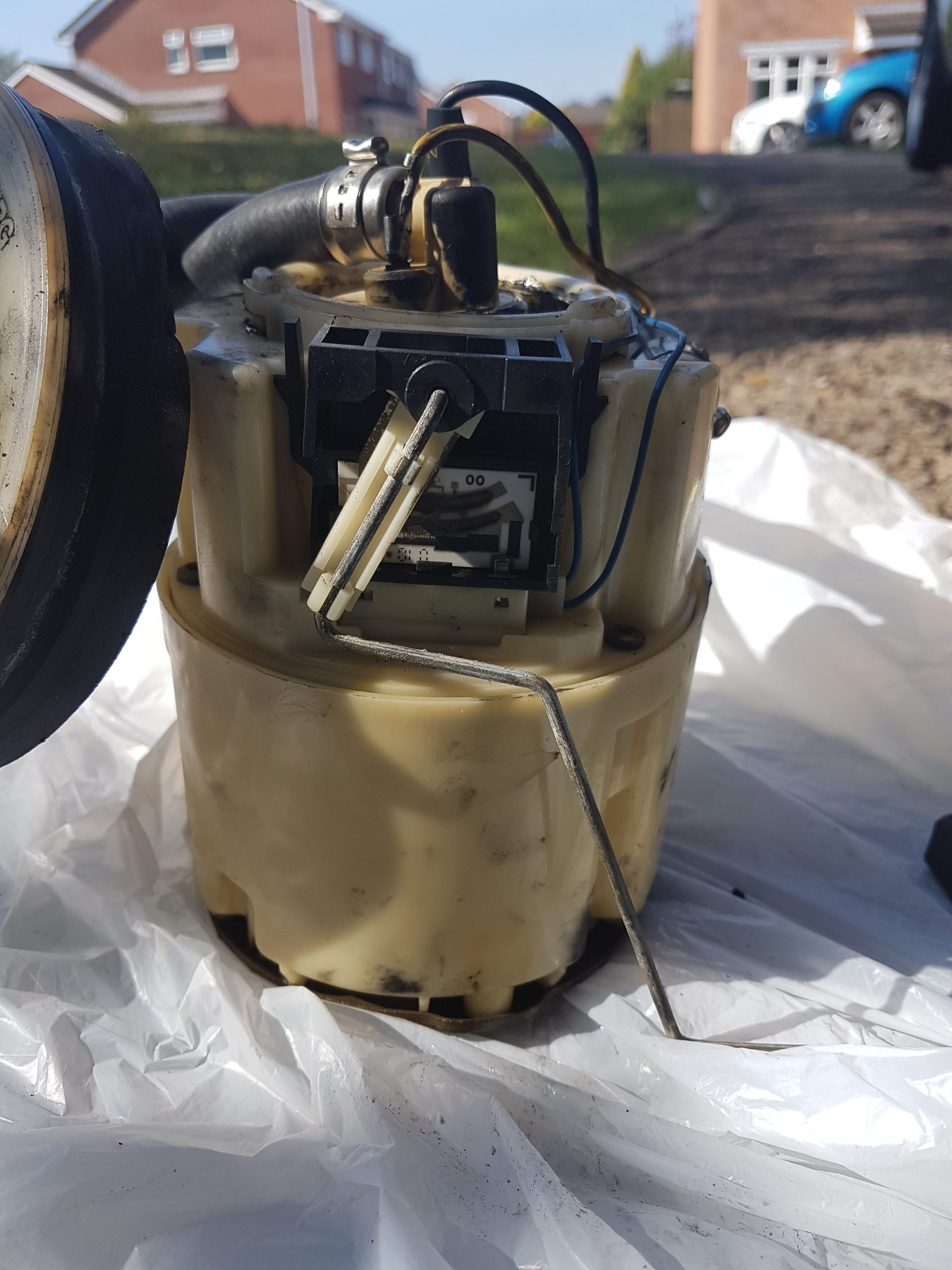 Corrado: Replacing the Fuel Pump